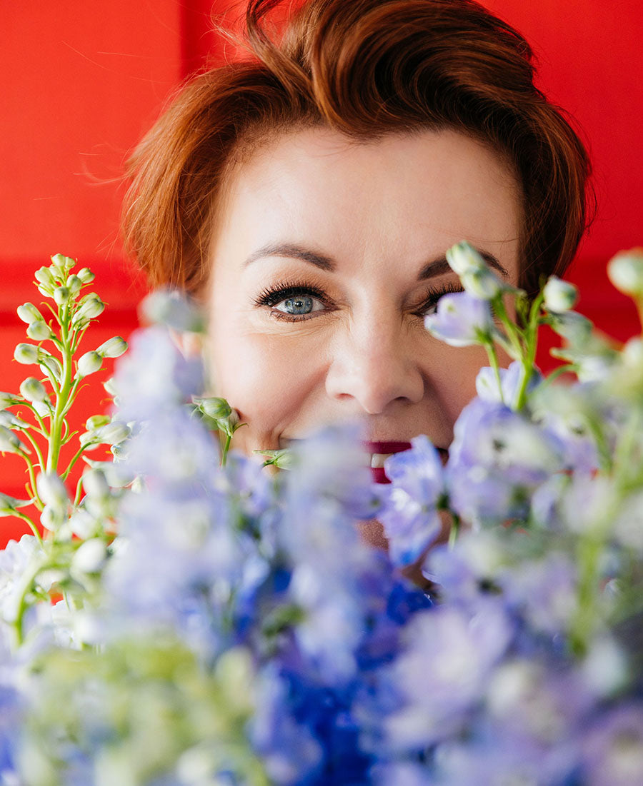 Madeleine with flowers - Madeleine McKinlay Art